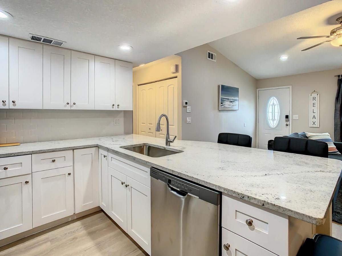 הוילה Crown Jewel Of Clearwater 10-15 Min To Beach 5 Min To St Pete Airport מראה חיצוני תמונה